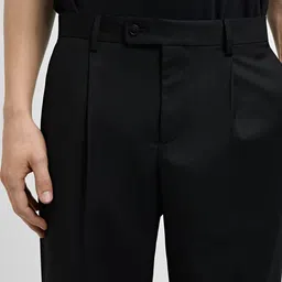 MANGO MAN Pleated Chinos Trousers image 5