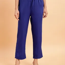 MINT STREET Women Mid-Rise Regular Trousers-image-5