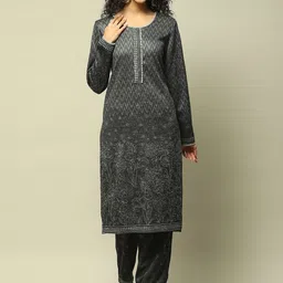 Rangriti Floral Printed Regular Straight Kurta with Trousers-picture-17
