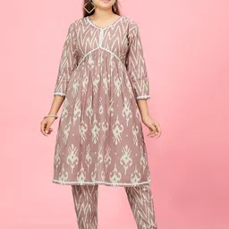 BAESD Girls Ethnic Motifs Printed V-Neck Pure Cotton Empire A-Line Kurta with Trouser-picture-29
