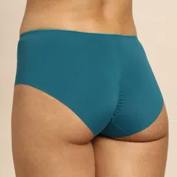 Triumph Women Anti-Odour Essential Minimizer Co-Ord Full Coverage Hipster Brief image 4