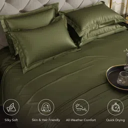 Stoa Paris Date Night Olive Green 300 TC King Bedsheet with 4 Pillow Covers image 4