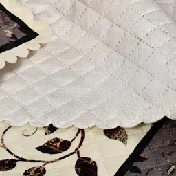 BIGGER FISH Brown White Floral Printed Rectangle 4 Seater Centre Table Cover image 2