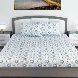 Divine Casa Prisham Blue White Printed Cotton 144 TC King Bedsheet With 2 Pillow Covers image 3