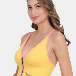 Amour Secret Pack Of 3 Lightly Padded & Non-Wired Seamless Workout Bra image 3