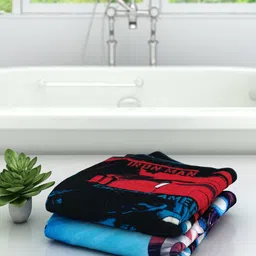 Marvel Unisex Kids Set Of 2 Multicoloured Avengers Printed 350 GSM Bath Towels image 2