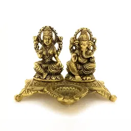 Navyaksh Gold-Toned Showpiece image 4