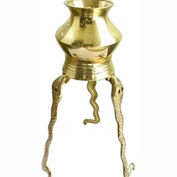 Navyaksh Gold-Toned Brass Naahg Tipahee Showpiece image 2