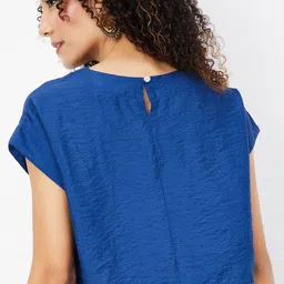 max Extended Sleeves Boxy Top image 4