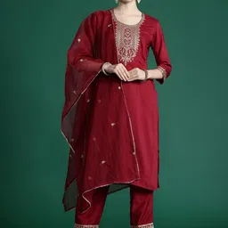 Indo Era Ethnic Motifs Embroidered Thread Work Kurta With Trousers & Dupatta image 3