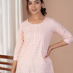 BAESD Geometric Print Top-picture-11