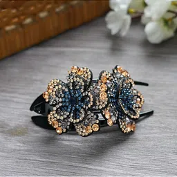 MIZORRI Women Black & Blue Claw Clip-picture-34