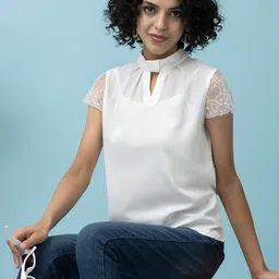 Beatnik Keyhole Neck Top-image-23