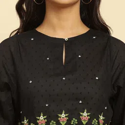 W Floral Embroidered Cotton Regular Top image 2