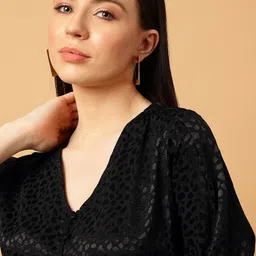 MINT STREET Self Design Puff Sleeve Top image 2