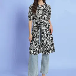 CHARMGAL Tie-Up Neck Puff Sleeves Animal Print Longline Top image 4