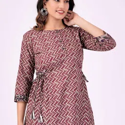 PARCHHAI Maroon Geometric Printed Cotton A-Line Top image 3