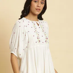 W Floral Embroidered Puff Sleeve A Line Top image 3