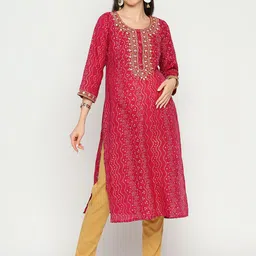 Mom For Sure by Ketki Dalal Bandhni Embroidery Round Neck Cotton Maternity Kurta image 5