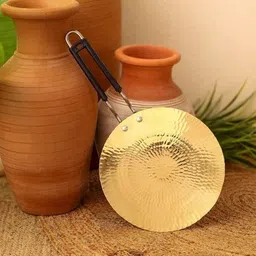 tatsatva Brass Tawa with Insulated Handle | Non-Toxic & Sustainable Flat Pan 24 cm diameter 1.2 L capacity-picture-24
