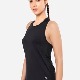 Amante Solid High Coverage Round Neck Active Tank Top image 4