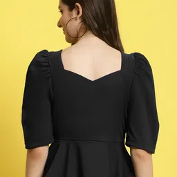 Fabflee Pack of 2 Sweetheart Neck Puff Sleeve Top image 4