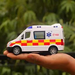 toybot 1:32 Scale Die-Cast Mercedes Ambulance Car - Openable Doors, Siren & Lights image 5