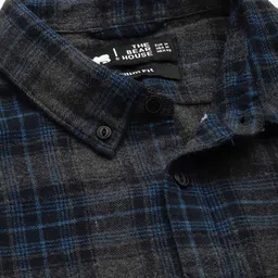the bear house Men Slim Fit Checkered Spread Collar Casual Shirt image 4