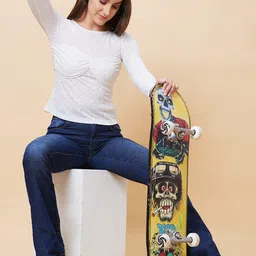 Globus White Self Design Twisted Top image 5