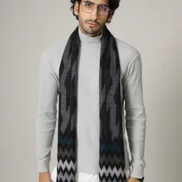 Ravaiyaa - Attitude Is Everything Geometric Print Men Muffler-picture-15