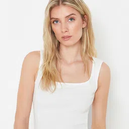 Trendyol Pack Of 2 Sleeveless Cotton Crop Tops image 2