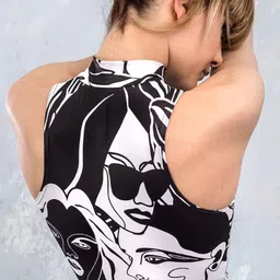 TANDUL Abstract Printed High Neck Crop Top image 4
