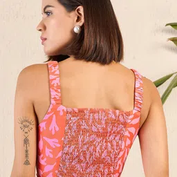 Kibo Abstract Print Crepe Regular Crop Top image 4