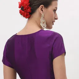 studio rasa Solid V-Neck Smocked Crop Top image 3