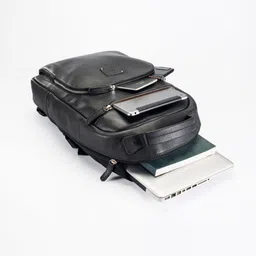 Picco Massimo Unisex Black Leather Laptop Backpack image 4