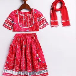 VASTRAMAY Girls Bandhani Printed Gotta Patti Ready to Wear Lehenga & Blouse With Dupatta image 2