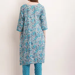 KETAKI FASHION Geometric Printed Pure Cotton Kurta With Trousers & Dupatta image 4
