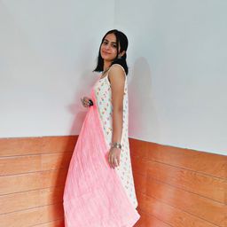Vishudh Women Off White Floral Printed Kurta With Trousers & Dupatta-picture-2