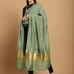 SOUNDARYA Printed Bandhani Dupatta with Zari image 5