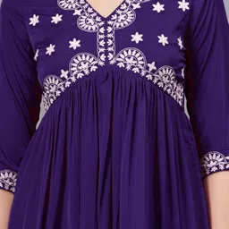 new4u Women Embroidered Viscose Rayon Flared Kurta image 5