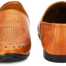 von huette Jutis For Men image 5