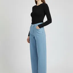 hayler Women Straight Fit Mid Rise Light Blue Jeans image 3