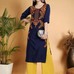 7Threads Women Ethnic Motifs Printed Thread Work Floral Crepe Kurta image 4