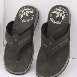 woodland Men Slippers image 1