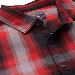 the indian garage co. Men Slim Fit Checkered Spread Collar Casual Shirt image 2