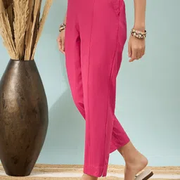 d k w Women Regular Fit Pink Pure Cotton Trousers image 3