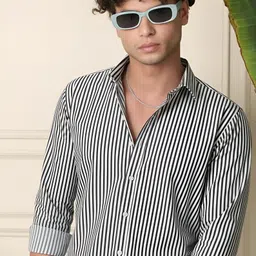 u turn Men Slim Fit Striped Spread Collar Casual Shirt image 5