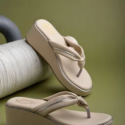 shoetopia Women Wedges Sandal-picture-17