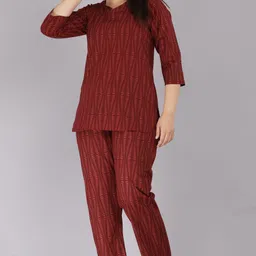 stylofusion Women Night Suit Set Maroon Printed image 5
