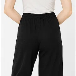 brand flex Women Multicolor Capri image 2
